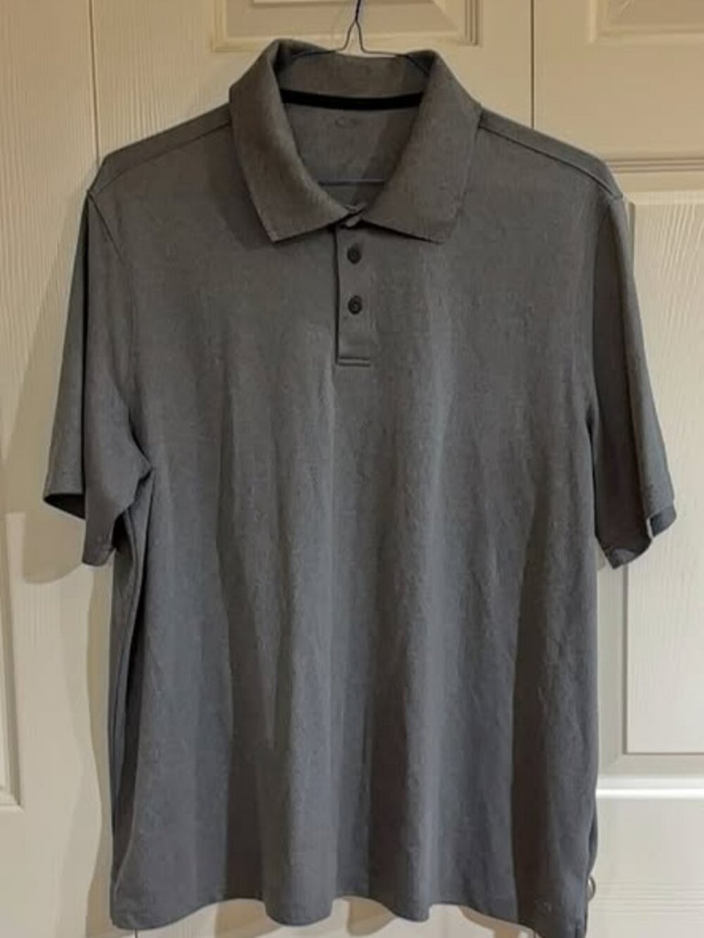 Champions Gray Men's Polo Shirt Size Medium in Good Condition